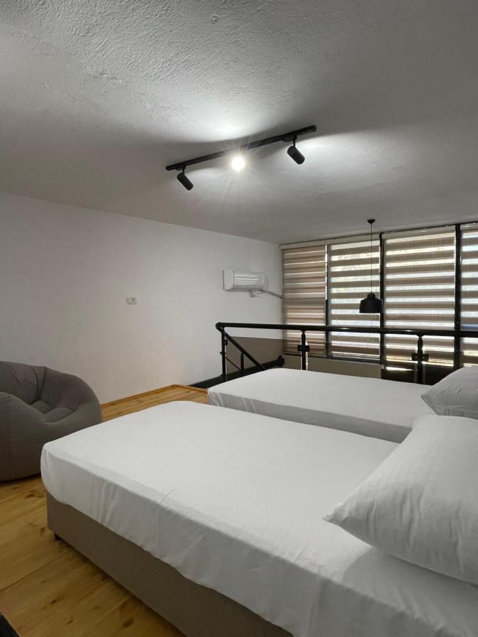 D&E Apartaments Tirana Eksteriør billede